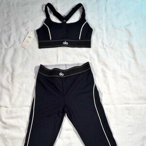 Alo Yoga Black Spoorts Bra & Leggings
